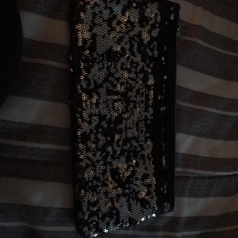 VS black sequenced small clutch